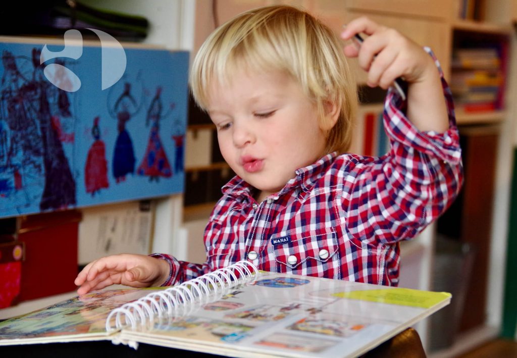 Late Talker, regelmäßige Bilderbuchbetrachtung fördert den Spracherwerb bei Kindern von 2-3 Jahren